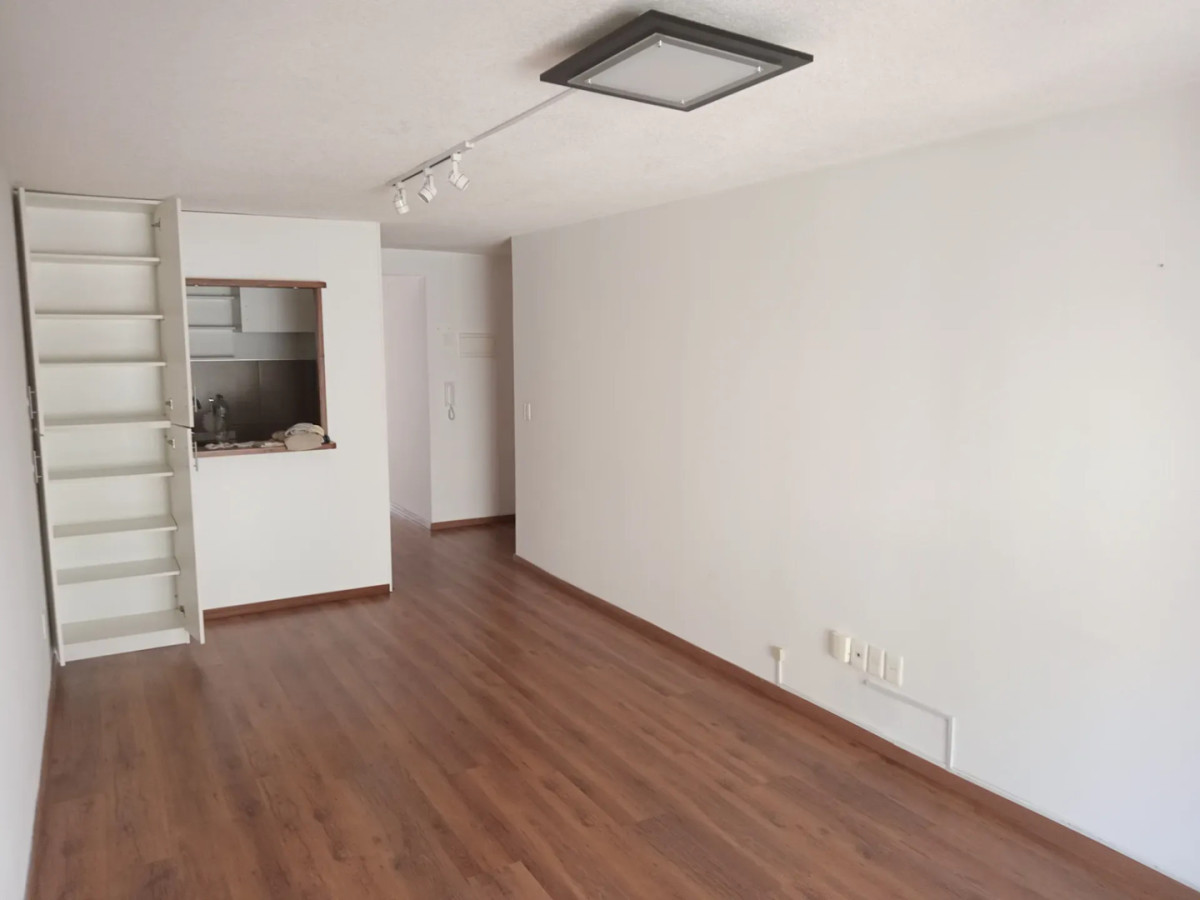 Apartamento ID.6052 - Alquiler Apartamento 1 Dormitorio Cordon con Balcon