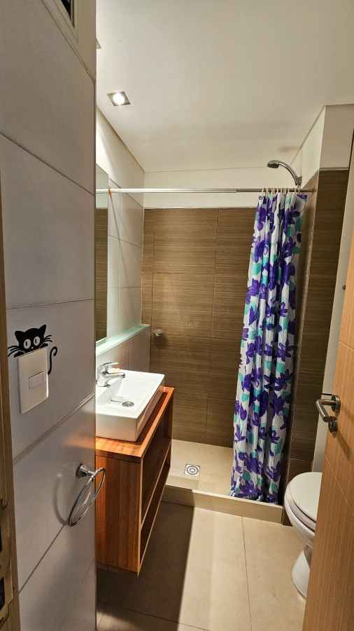 Apartamento ID.3109 - Alquiler Apartamento Monoambiente Semiamueblado Pocitos Balcón