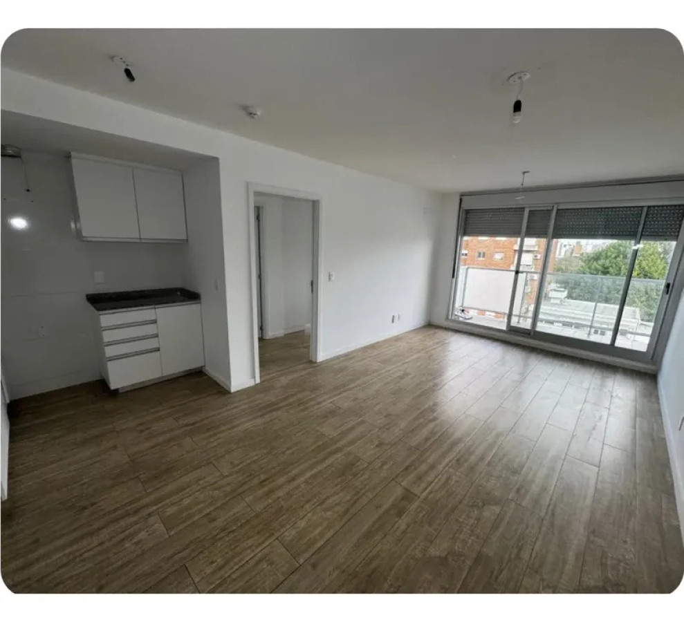 Apartamento ID.6620 - Alquiler Apartamento 1 Dormitorio La Blanqueado con balcon