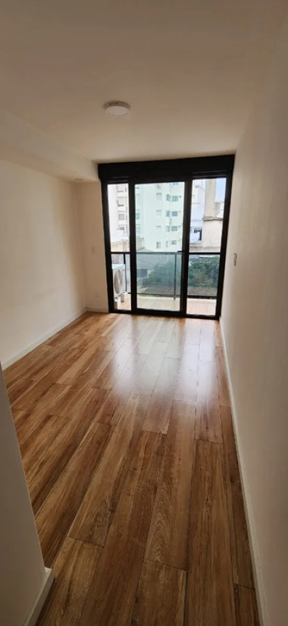 Apartamento ID.4722 - Alquiler Apartamento 1 Dormitorio Pocitos con Garaje