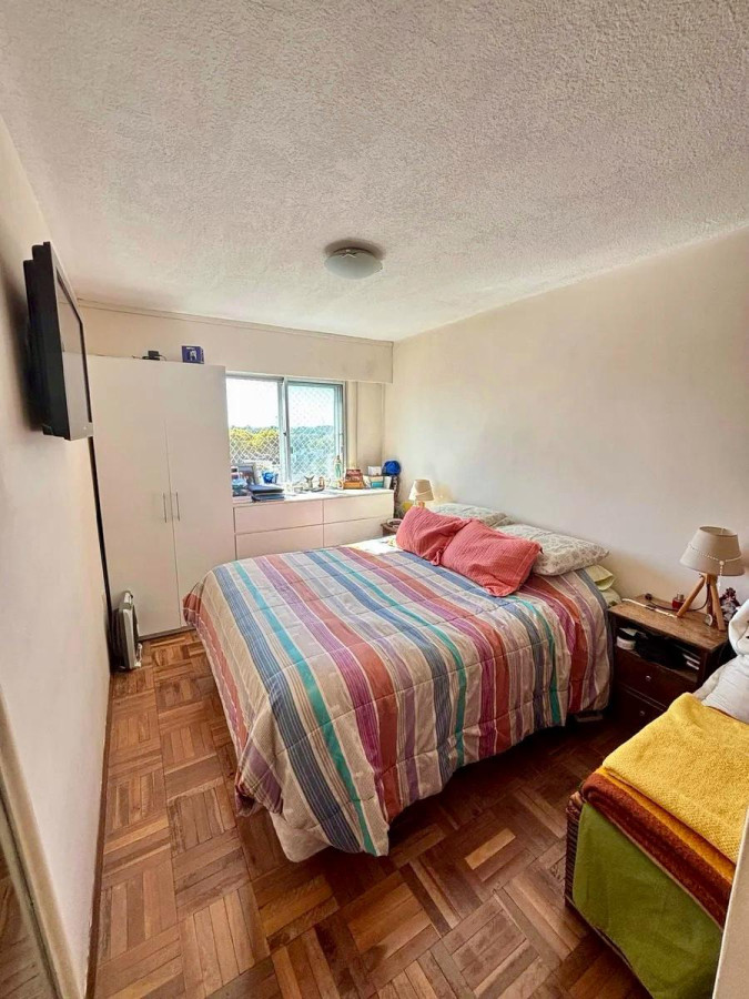 Apartamento ID.4652 - Alquiler Apartamento 2 Dormitorios Buceo con balcon y cochera