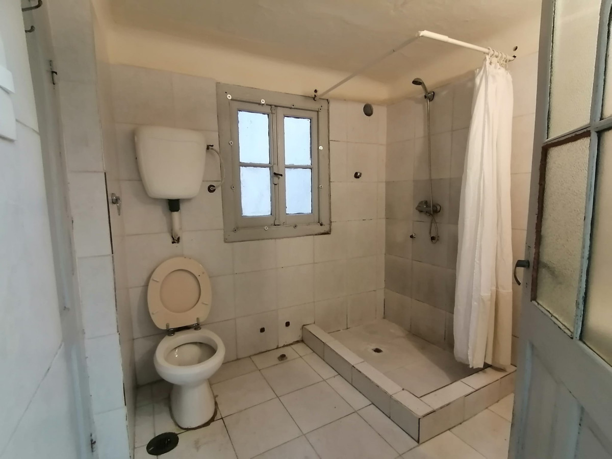 Apartamento ID.1404 - Apartamento. Alquiler. 2 Dormitorios. Centro. Con altillo