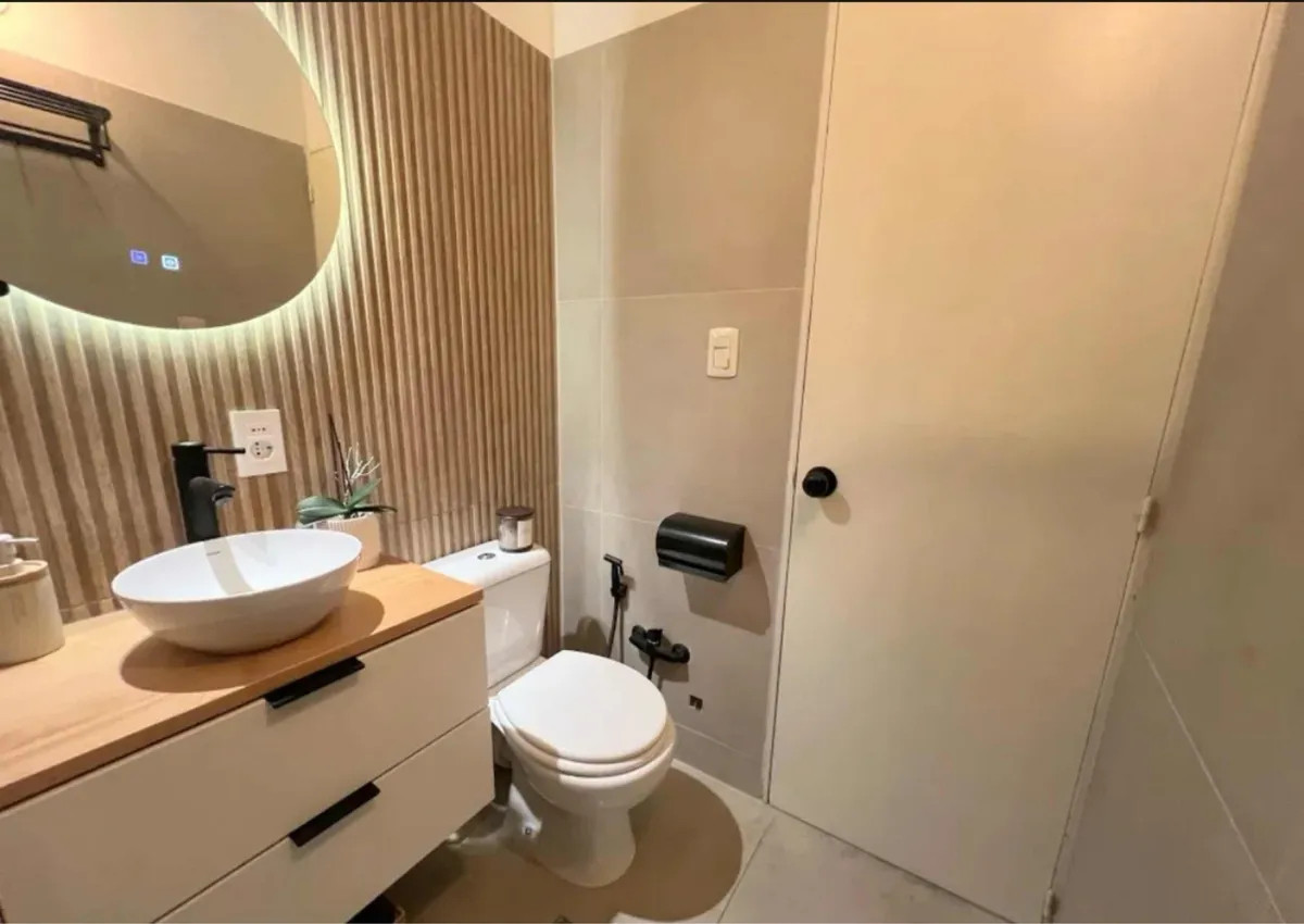 Apartamento ID.5124 - Alquiler Apartamento 2 Dormitorios Malvin con balcon 