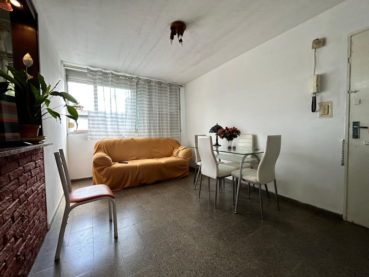 Apartamento ID.4109 - Venta Apartamento 3 Dormitorios Mercado Modelo Parrillero 
