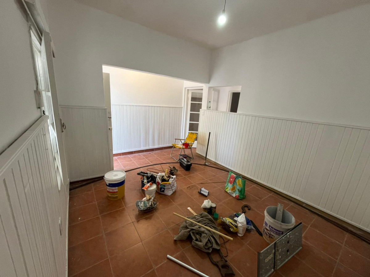 Apartamento ID.5917 - Alquiler Apartamento tipo Casa 1 Dormitorio Reducto Patio