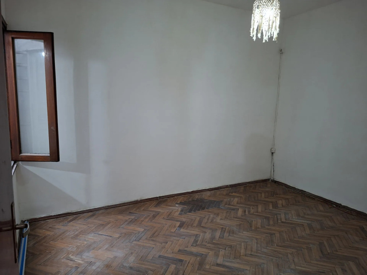 Apartamento ID.5572 - Alquiler Apartamento 1 Dormitorio Aires Puros con patio