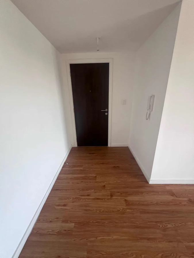 Apartamento ID.5241 - Alquiler Apartamento 2 Dormitorios Jacinto Vera con balcon