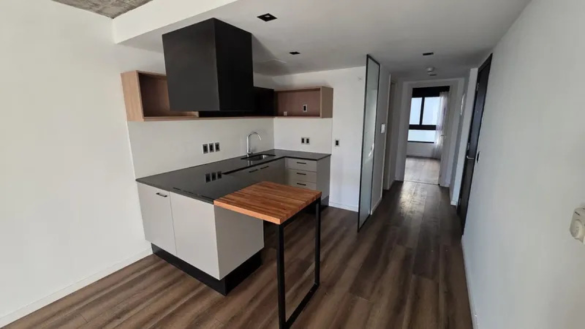 Apartamento ID.6754 - Alquiler Apartamento 1 Dormitorio Pocitos con balcon y garaje 