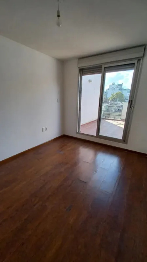 Apartamento ID.6306 - Alquiler Apartamento 1 Dormitorio Cordon con balcon y cochera