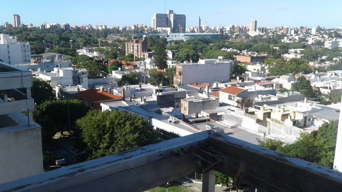 Apartamento ID.6472 - Alquiler Apartamento 2 Dormitorios Parque Batlle con balcon 