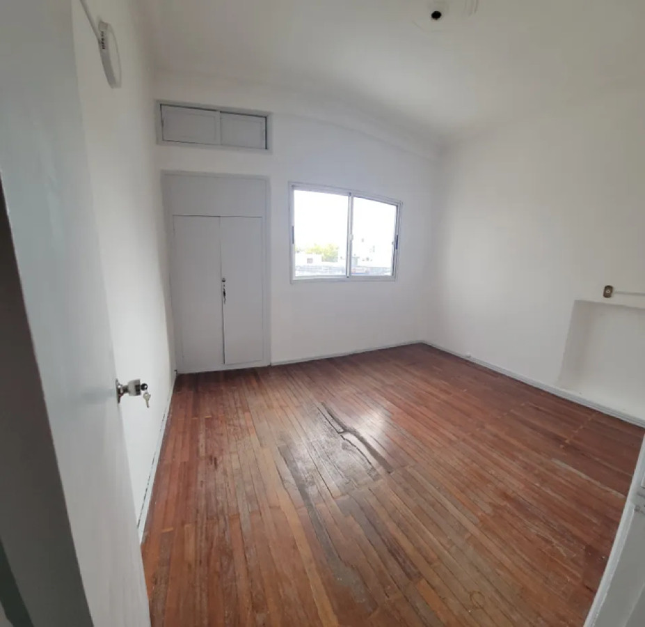 Apartamento ID.4688 - Alquiler Apartamento 2 Dormitorios y 2 Baños Tres Cruces