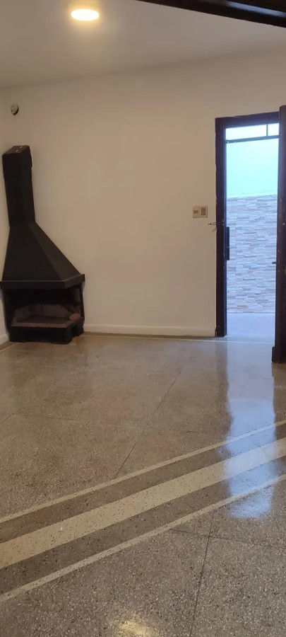 Apartamento ID.4934 - Venta y Alquiler Apartamento 2 Dormitorios Mercado Modelo