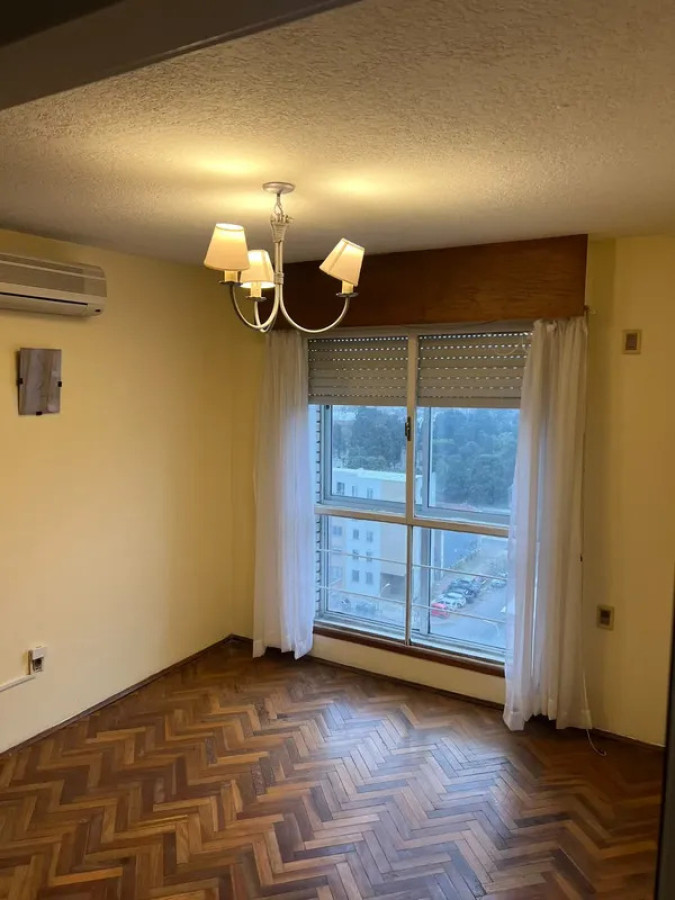 Apartamento ID.6778 - Alquiler Apartamento 1 Dormitorio Barrio Sur con balcon 