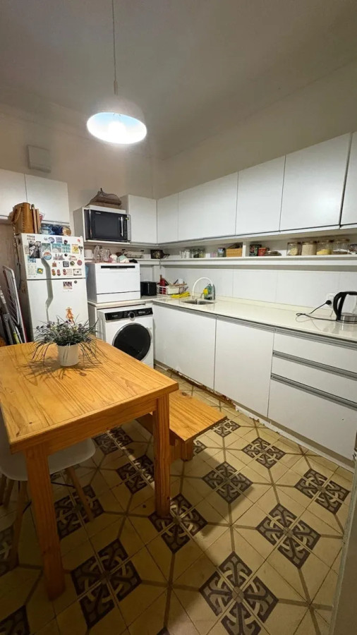 Apartamento ID.5209 - Alquiler Apartamento 2 Dormitorios Centro con Balcon 