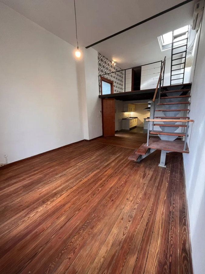 Apartamento ID.5070 - Alquiler Apartamento Loft 1 Dormitorio Parque Rodó con Balcon