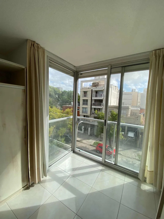 Apartamento ID.4987 - Alquiler Apartamento Monoambiente Pocitos opcional semiamueblado