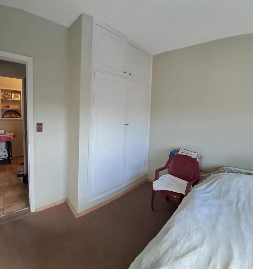Apartamento ID.4951 - Alquiler o Venta Apartamento 2 Dormitorios Centro con Balcón