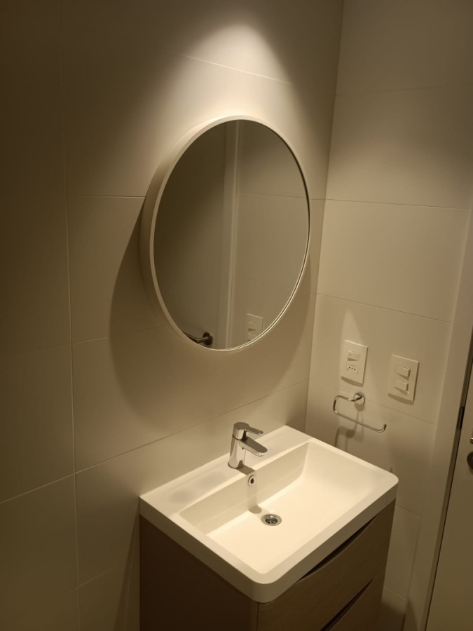 Apartamento ID.6025 - Alquiler Apartamento 1 Dormitorio Malvin con balcon y garaje