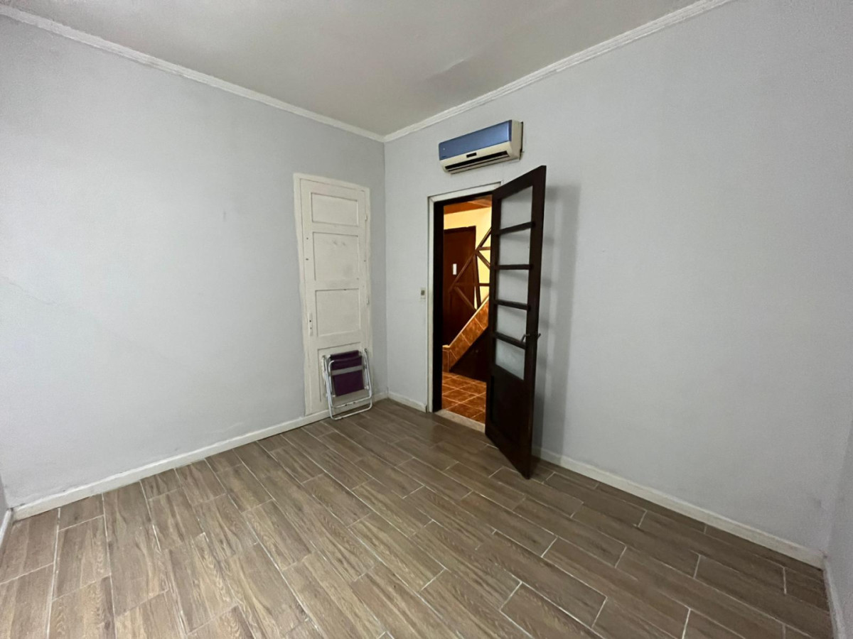 Apartamento ID.4282 - Venta Apartamento 3 Dormitorios La Comercial Terraza