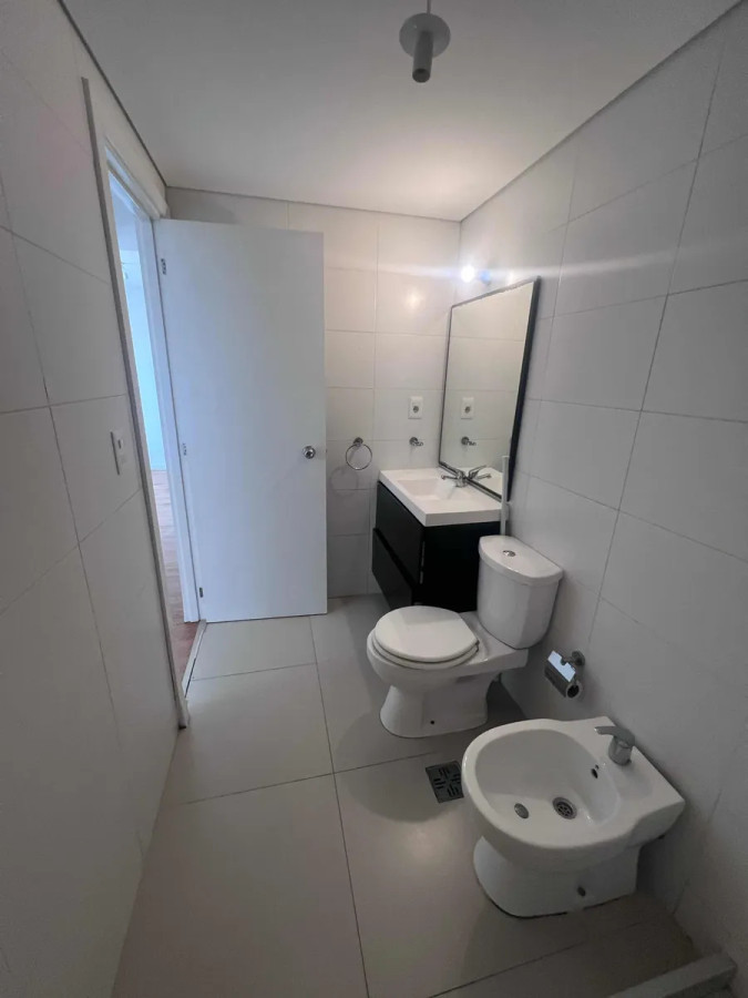 Apartamento ID.5241 - Alquiler Apartamento 2 Dormitorios Jacinto Vera con balcon