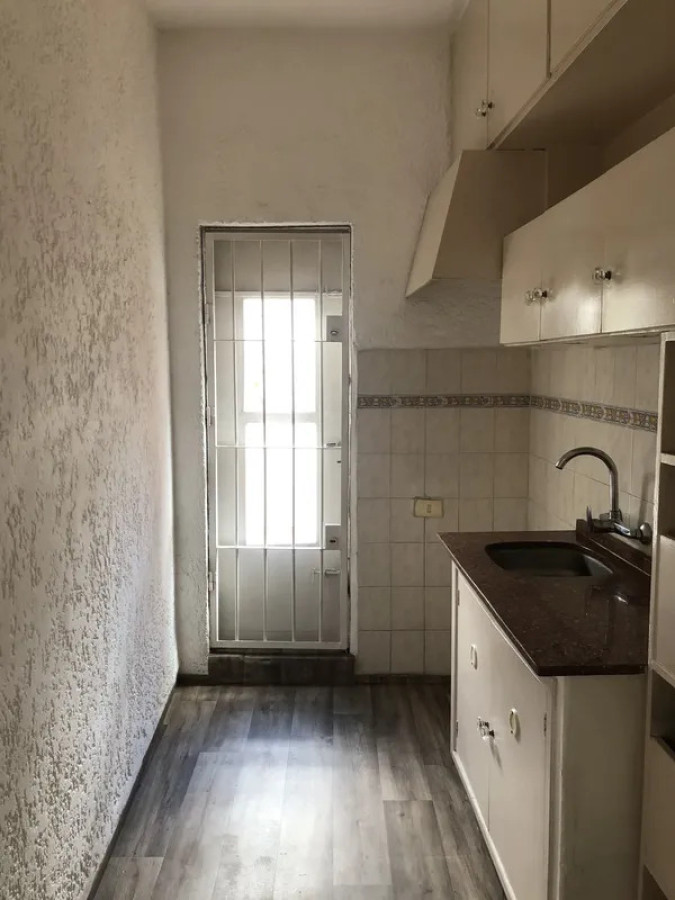 Apartamento ID.6387 - Alquiler Apartamento 1 Dormitorio La Blanqueada con patio