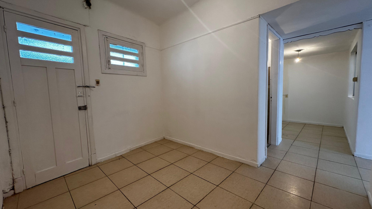 Apartamento ID.4239 - Alquiler Apartamento 3 Dormitorios Cordón con Patio