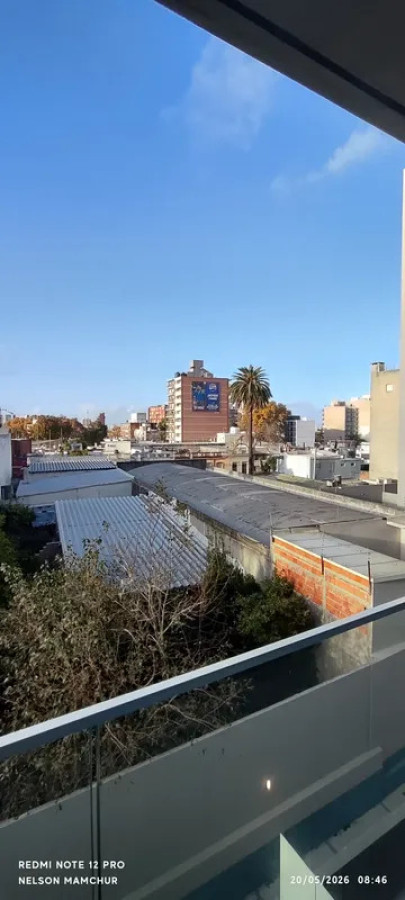 Apartamento ID.6830 - Alquiler Apartamento 1 Dormitorio La Blanqueada balcon y cochera