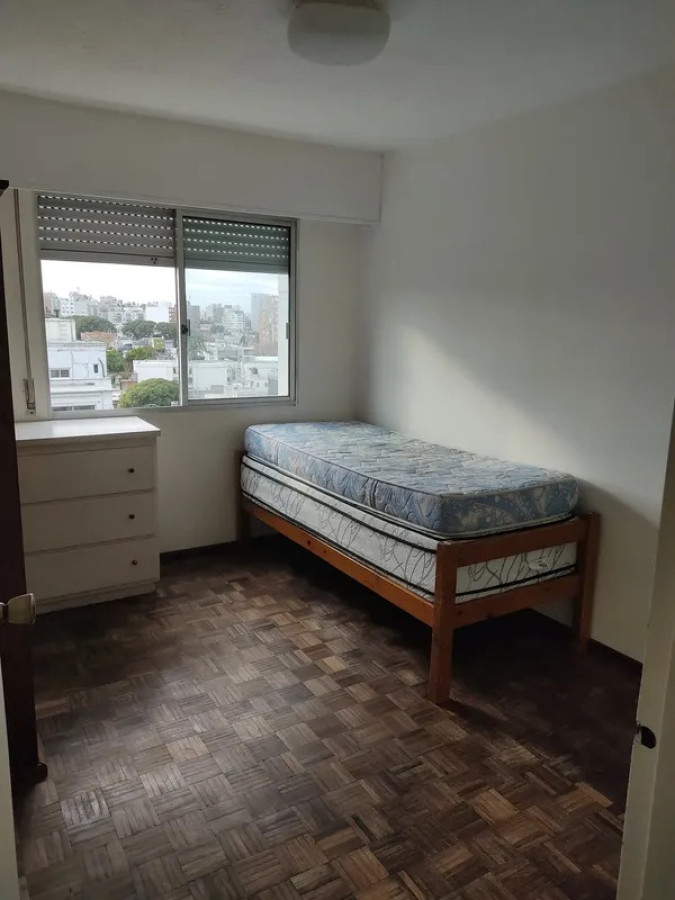Apartamento ID.6692 - Alquiler Apartamento 1 Dormitorio Parque Rodo con balcon 