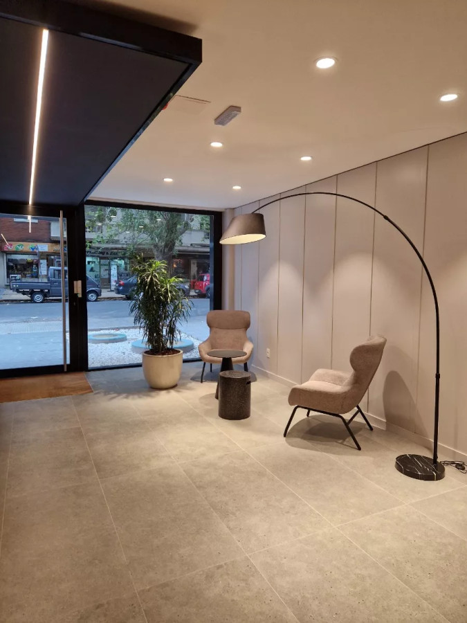 Apartamento ID.4604 - Alquiler Apartamento 1 Dormitorio Pocitos con balcón y garaje  