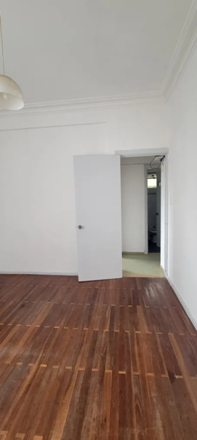 Apartamento ID.4688 - Alquiler Apartamento 2 Dormitorios y 2 Baños Tres Cruces