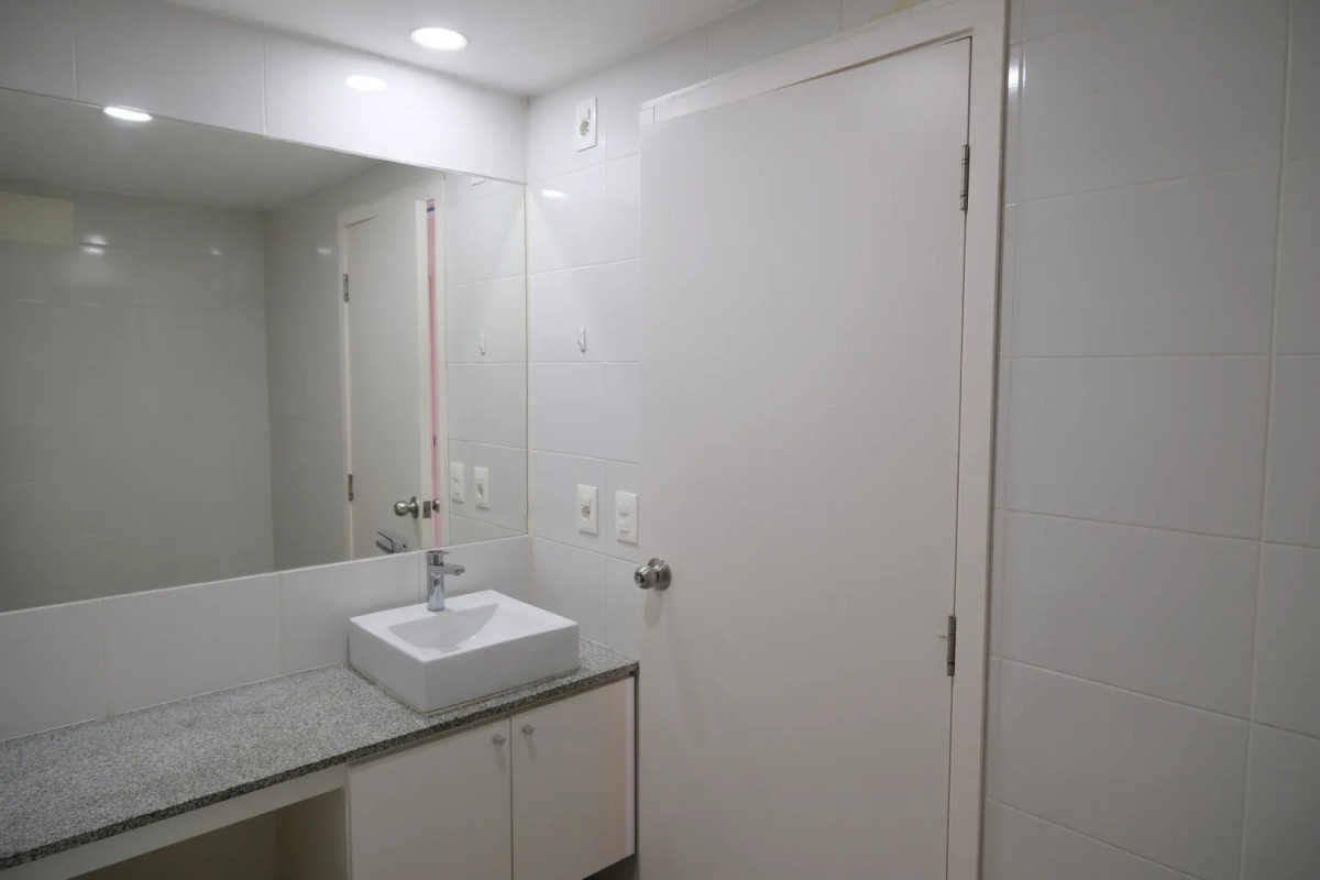 Apartamento ID.6302 - Venta Apartamento Monoambiente Pocitos con balcon 