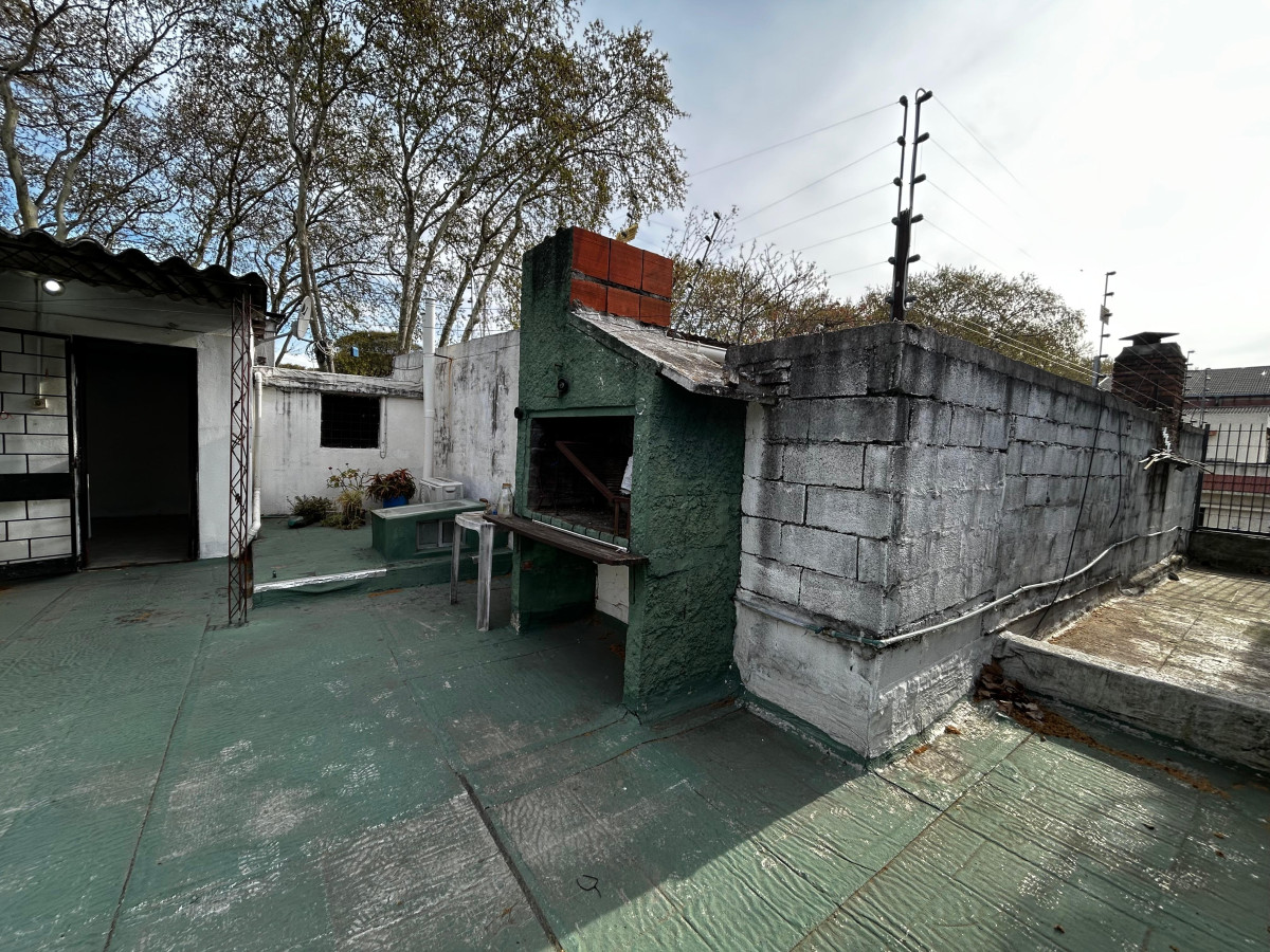 Apartamento ID.5087 - Venta Apartamento 2 Dormitorios Reducto Terraza y Parrillero