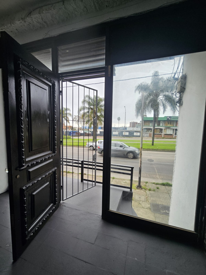Apartamento ID.6441 -  Venta o Alquiler Local o Vivienda Malvin 75m2 