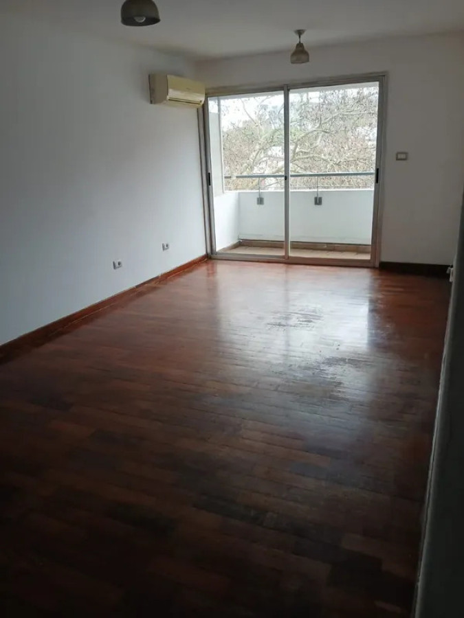 Apartamento ID.6791 - Alquiler Apartamento 2 Dormitorios Tres Cruces con balcon