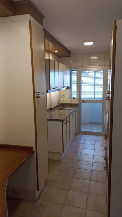 Apartamento ID.5319 - Alquiler Apartamento 3 Dormitorios Cordon con balcon y garaje
