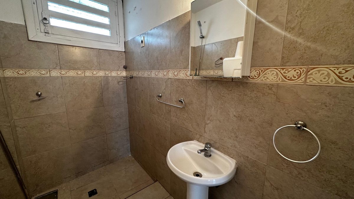 Apartamento ID.4239 - Alquiler Apartamento 3 Dormitorios Cordón con Patio
