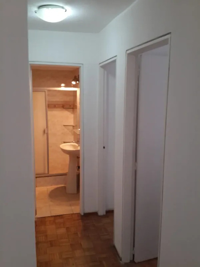 Apartamento ID.6811 - Alquiler Apartamento 2 Dormitorios Centro