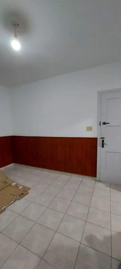 Apartamento ID.6636 - Alquiler Apartamento 1 Dormitorio Capurro con patio