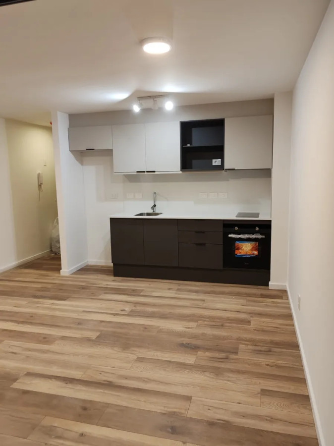 Apartamento ID.4823 - Alquiler Apartamento Monoambiente Pocitos con  balcón 