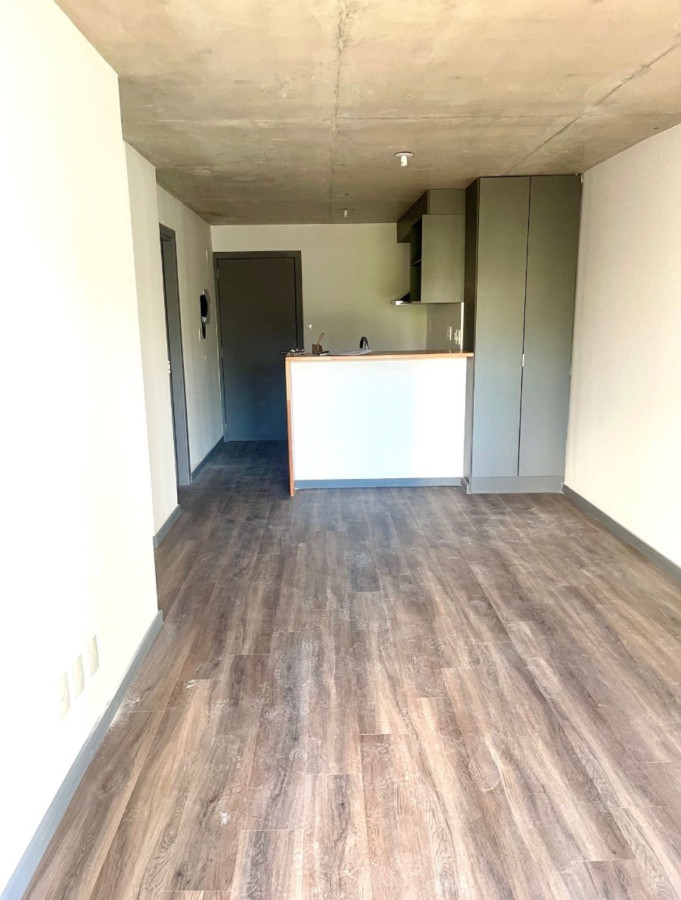 Apartamento ID.4088 - Alquiler Apartamento 1 Dormitorio Pocitos Balcón Cochera