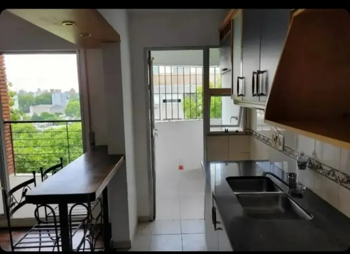 Apartamento ID.6633 - Alquiler Apartamento 2 Dormitorios Pocitos balcon y cochera