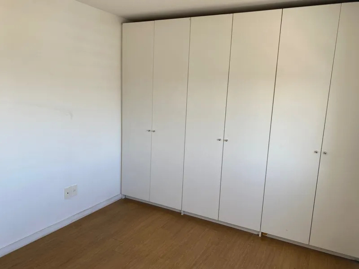 Apartamento ID.5842 - Alquiler Apartamento 2 Dormitorios Mlavin con cochera