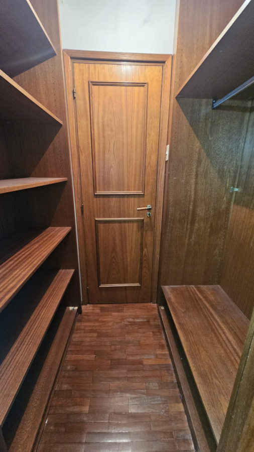 Apartamento ID.6114 - Alquiler Apartamento 3 Dormitorios Pocitos con Balcon