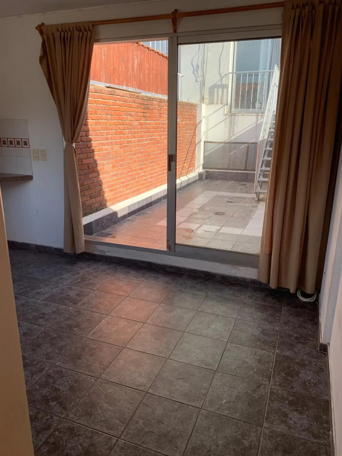 Apartamento ID.5074 - Alquiler Apartamento 1 Dormitorio Malvin terraza, parrillero
