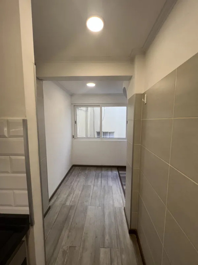 Apartamento ID.5832 - Alquiler Apartamento 2 Dormitorios Punta Carretas con balcon