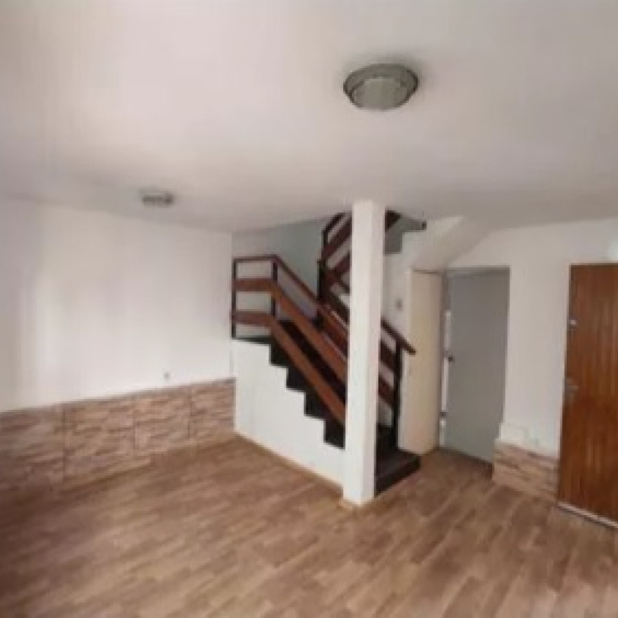 Apartamento ID.4714 - Alquiler Apartamento 2 Dormitorios Reducto con Patio