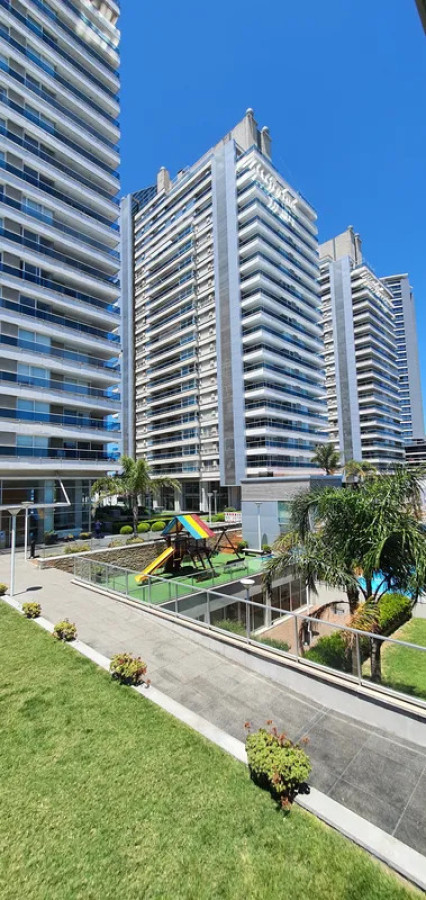 Apartamento ID.5684 - Alquiler Apartamento 1 Dormitorio Diamantis Plaza Buceo 