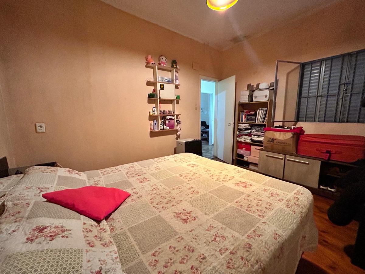Apartamento ID.3019 - Venta con Renta Apartamento 2 Dormitorio La Comercial Patio