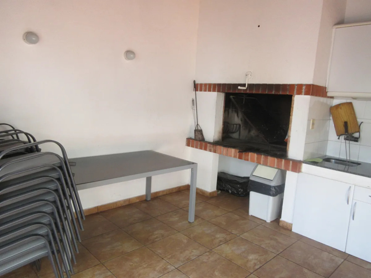 Apartamento ID.5002 - Alquiler Apartamento 1 Dormitorio Pocitos con Garaje