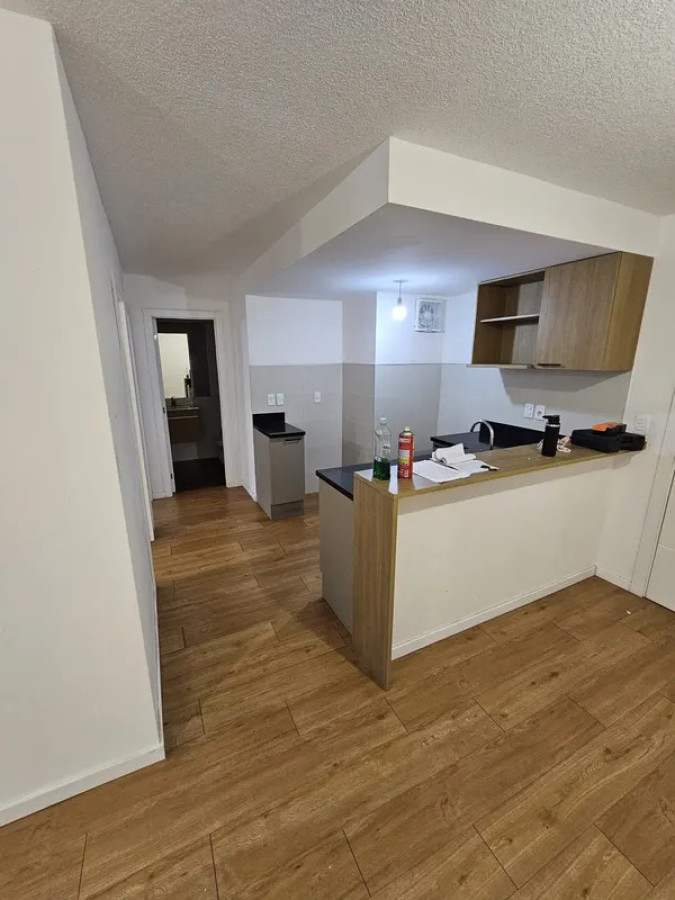 Apartamento ID.6045 - Alquiler Apartamento 2 Dormitorios La Blanqueada con Cochera